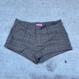 Edikted High Waist Checkered Shorts in Gray and Black